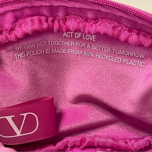 VALENTINO Small Petite Velvet Wrislet Pouch in Pink Pochette Rose - Picture 5 of 7